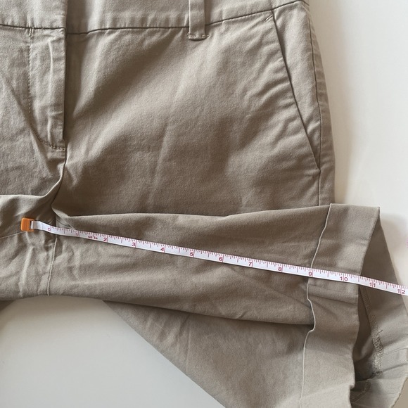 Ann Taylor Women's Size 6 Boardwalk Short tan Khaki Chino Preppy 98% Cotton - Picture 5 of 6